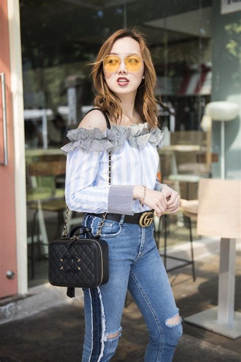 chanel vanity case outfit